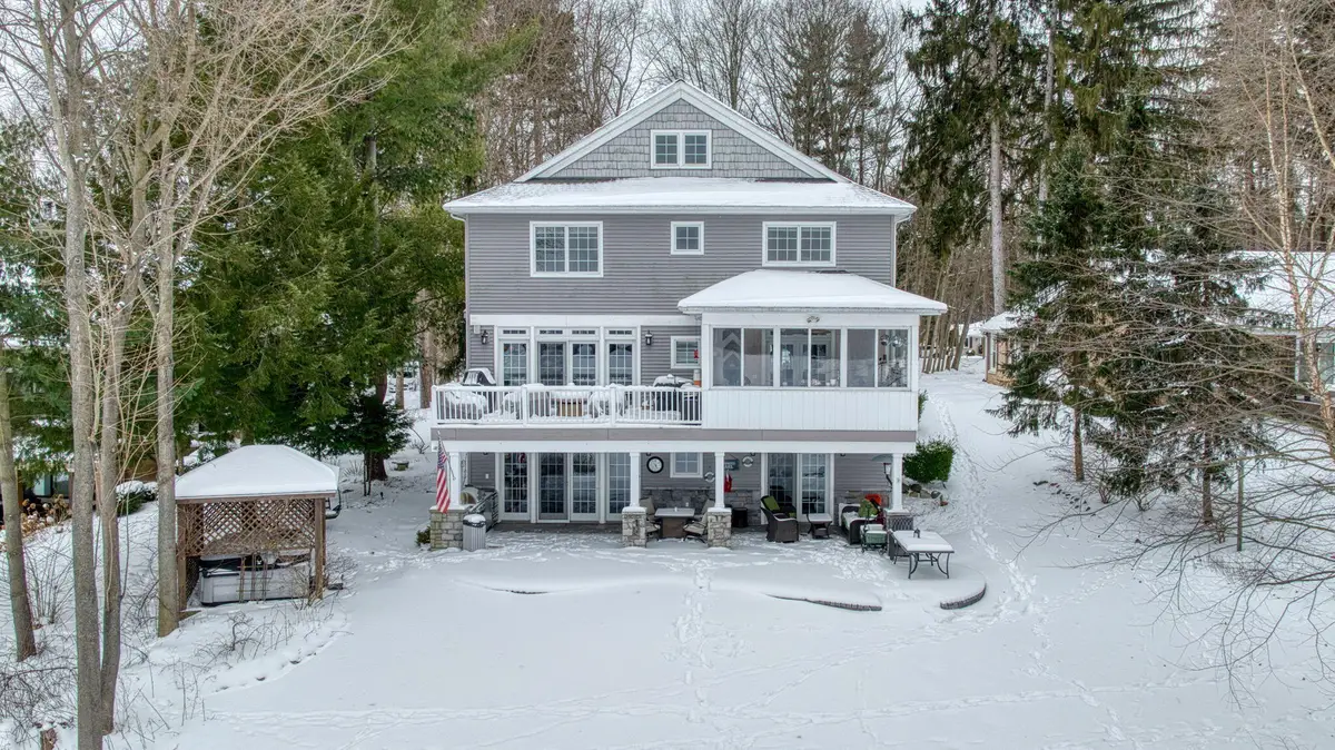 5160 Merriman Road, Jackson, MI 49201 - Image #1