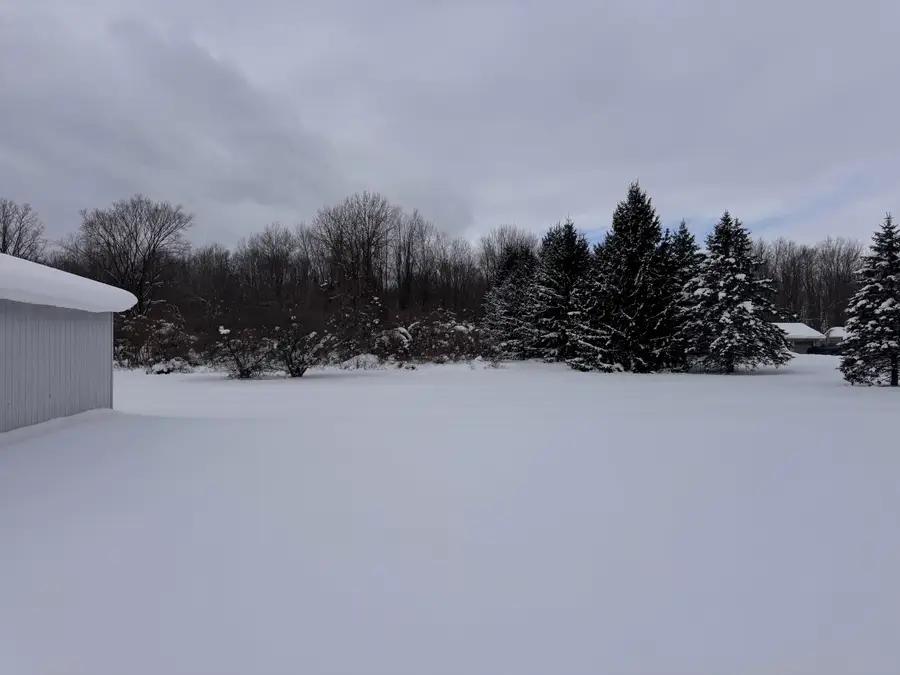 3899 Fruit Ridge Avenue Nw, Grand Rapids, MI 49544 - Image #2