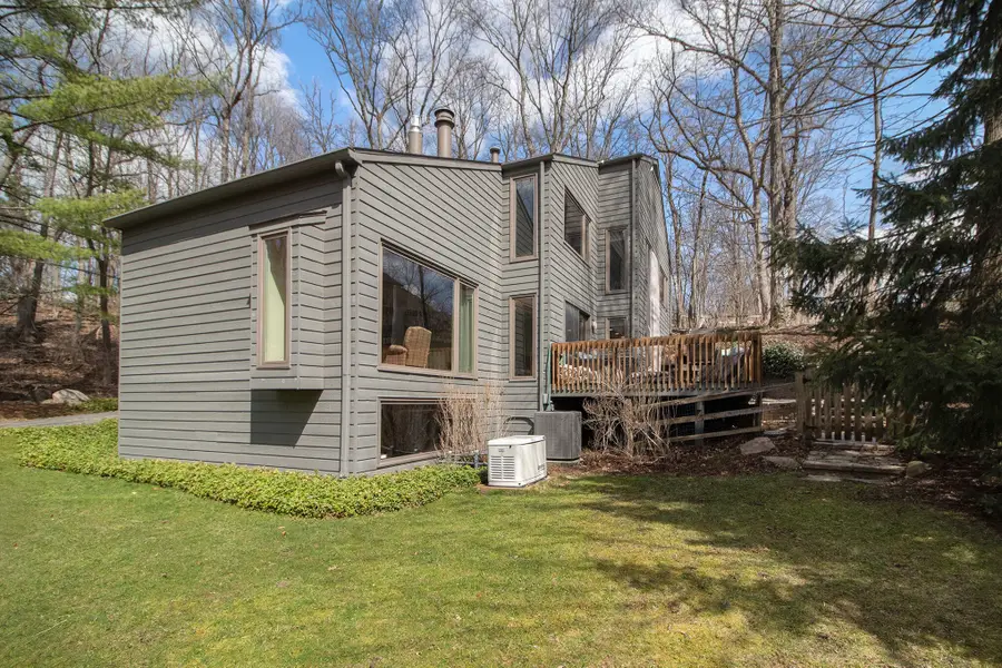 1200 Pepper Pike Street, Ann Arbor, MI 48105 - Image #2