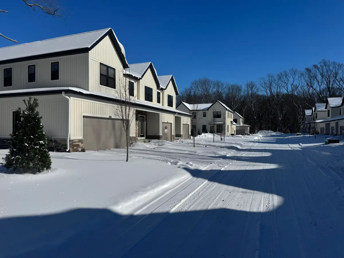 1987 S Shorewood Lane, Holland, MI 49423 - Image #1