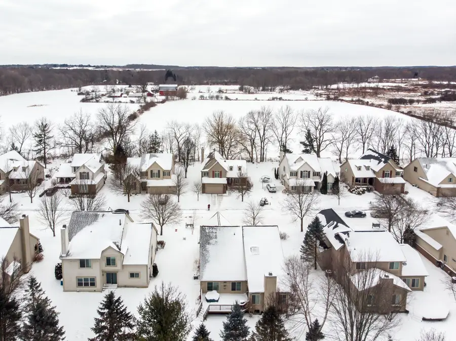 5916 Lafayette Lane, Ann Arbor, MI 48103 - Image #2