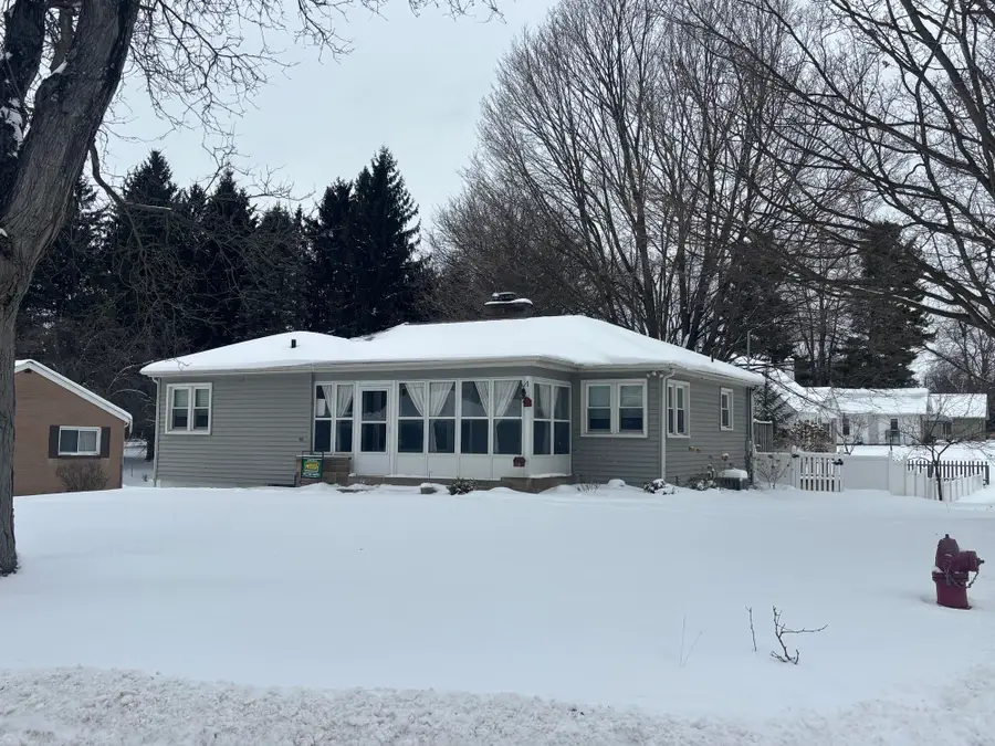 400 Colfax Street, Jackson, MI 49203 - Image #2