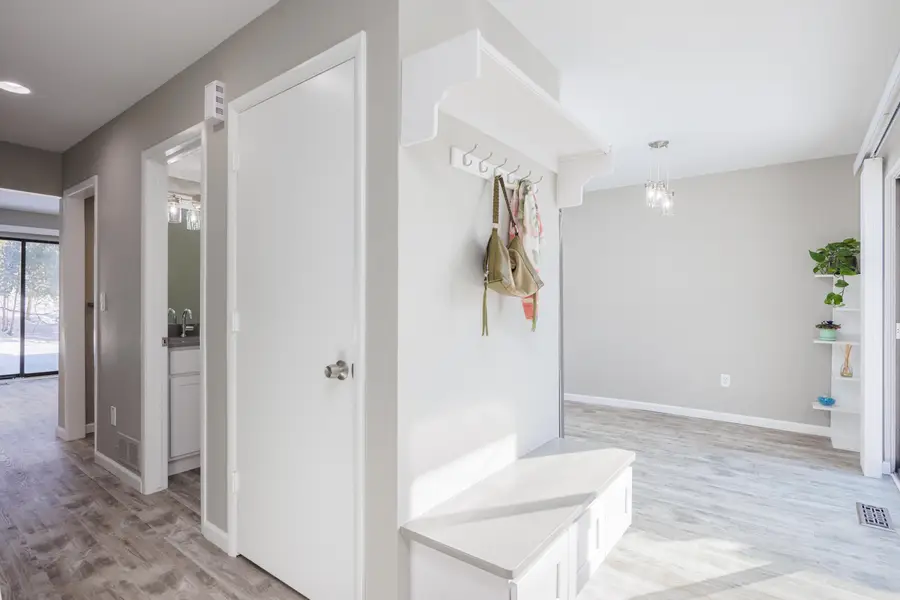 1468 Oakbrook East Drive, Rochester Hills, MI 48307 - Image #3