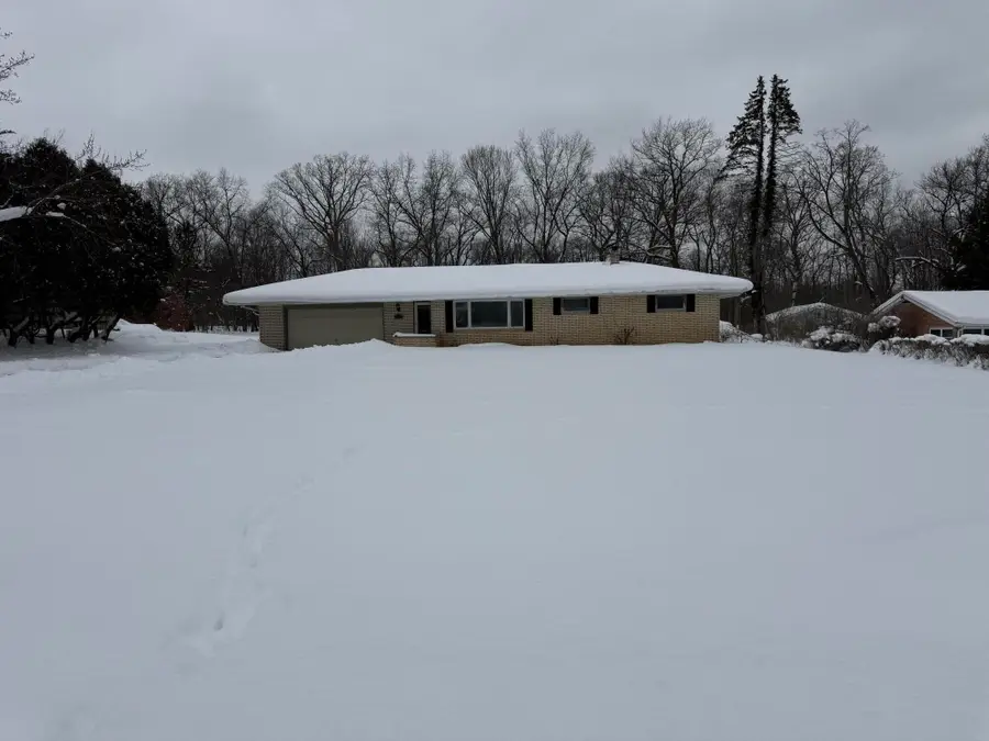 1025 Joliet Drive, Niles, MI 49120 - Image #3