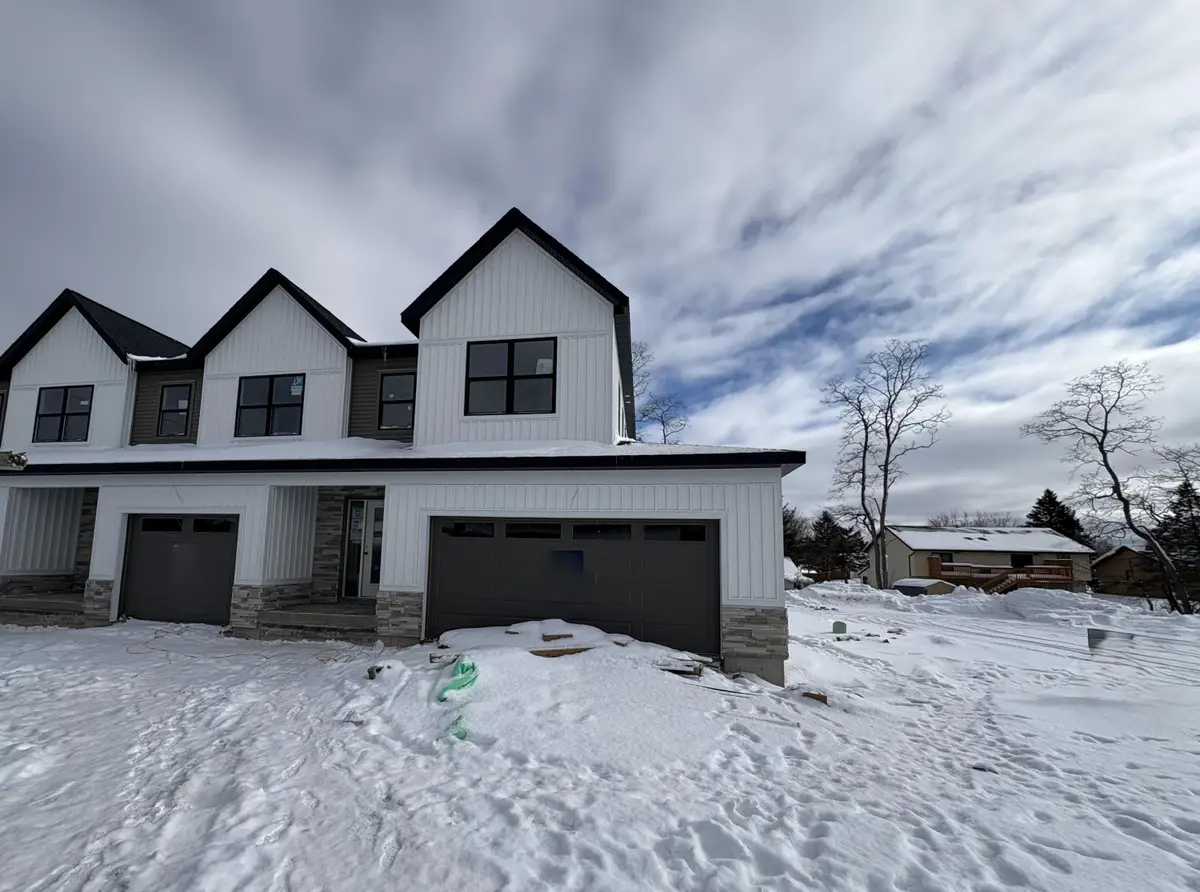 4426 Trillium Court, Kentwood, MI 49512 - Image #1