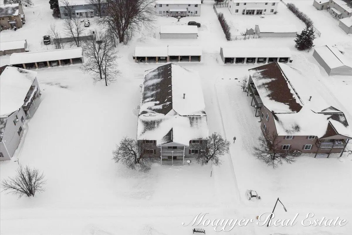 1041 Abbey Court, Holland, MI 49423 - Image #1