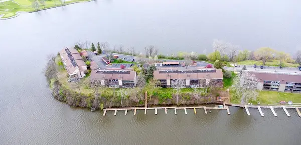 550 Cliffs Drive, Ypsilanti, MI 48198