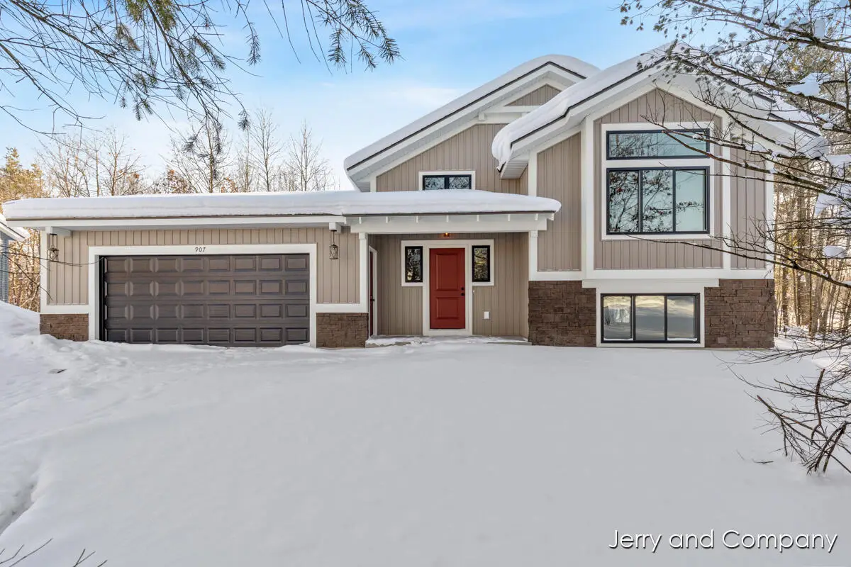907 Apple Ridge Court, Allegan, MI 49010 - Image #1