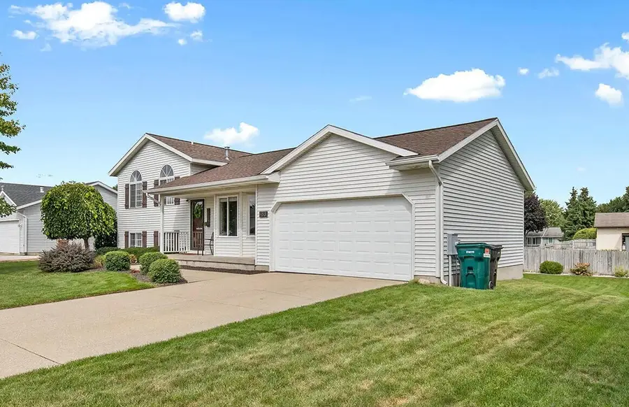 483 Sunbrook Street Se, Grand Rapids, MI 49508 - Image #3