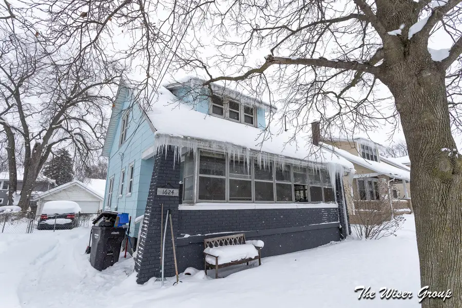 1624 Martindale Avenue Sw, Wyoming, MI 49509 - Image #2