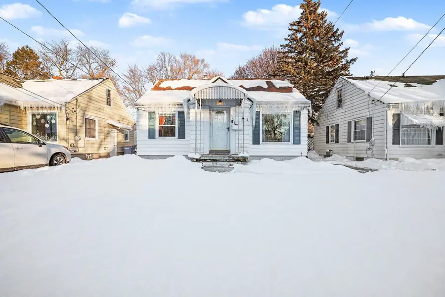 2018 Duiker Avenue Ne, Grand Rapids, MI 49505 - Image #2
