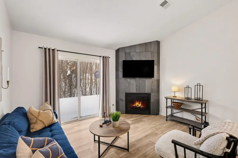 3333 Clear Vista Court Ne #23, Grand Rapids, MI 49525 - Image #2