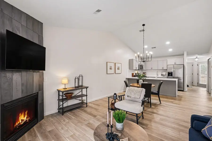 3333 Clear Vista Court Ne #23, Grand Rapids, MI 49525 - Image #3