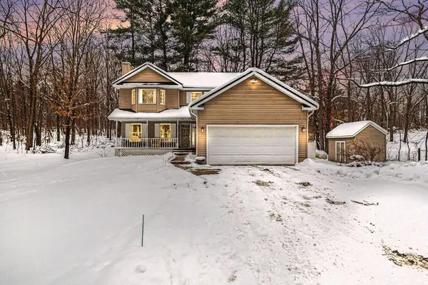 8401 N 39th Street, Augusta, MI 49012