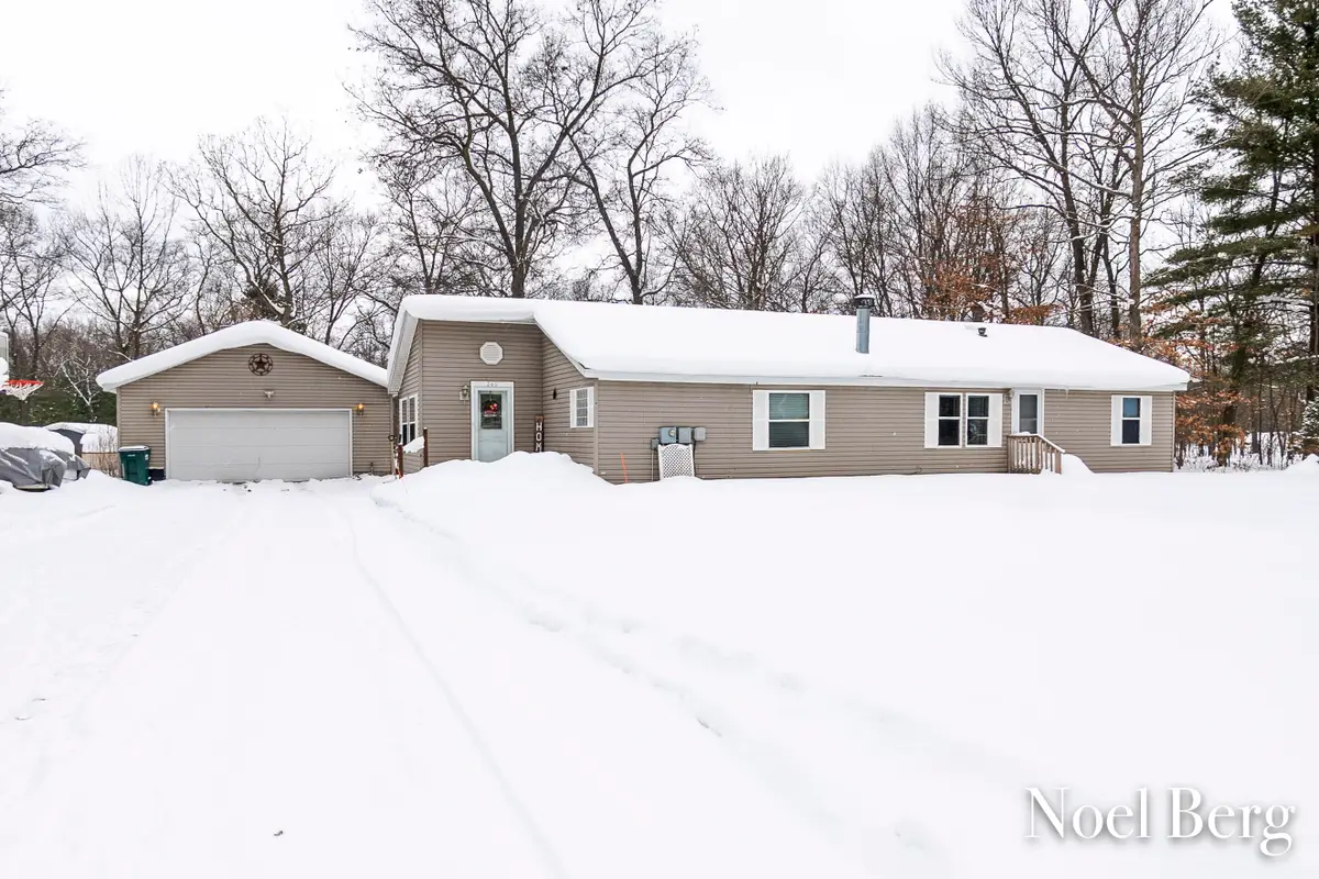 340 E River Road, Muskegon, MI 49445 - Image #1