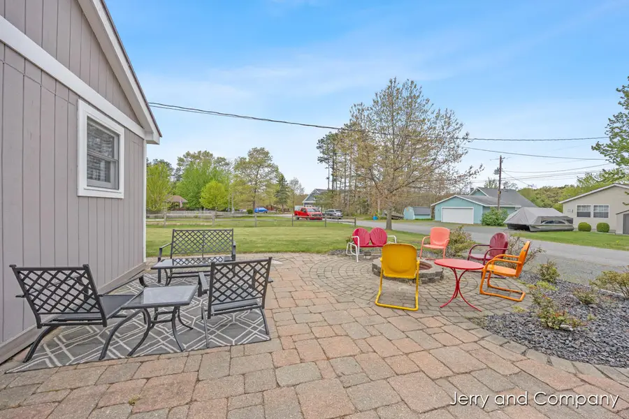 2058 N White Birch Drive, Mears, MI 49436 - Image #3