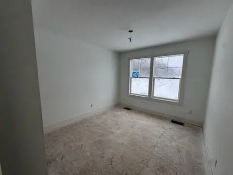 1577 N Village Circle, Kalamazoo, MI 49009 - Image #3