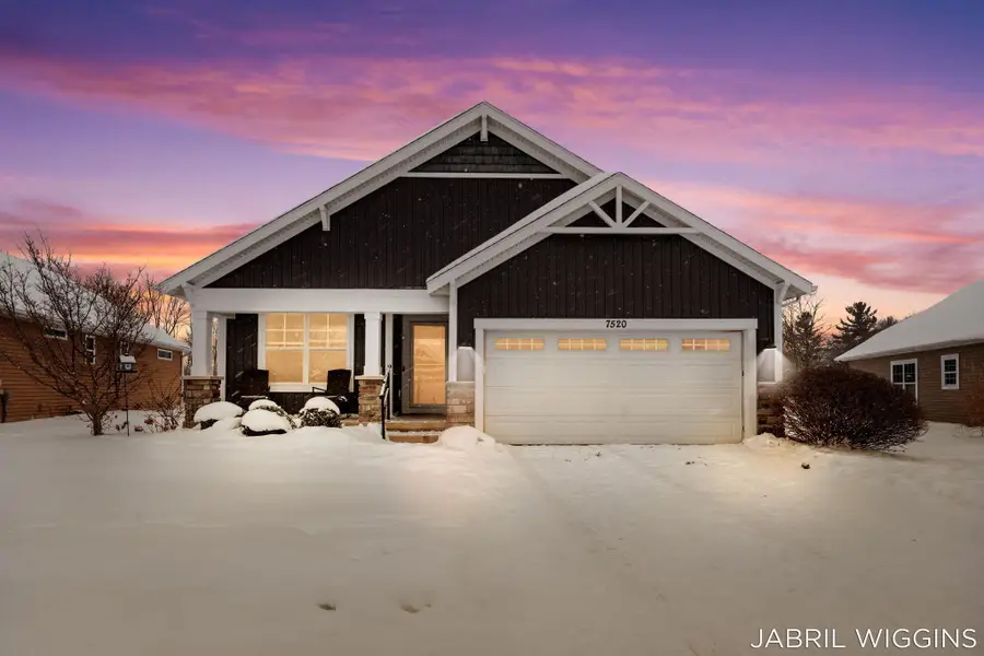 7520 Hometown Court Se #10, Caledonia, MI 49316 - Image #2