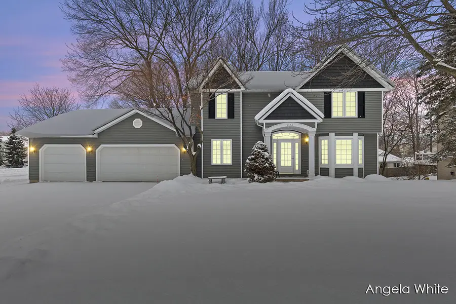 5361 Cottondale Street Sw, Wyoming, MI 49519 - Image #2