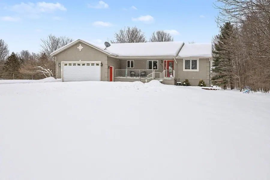 425 E Sternberg Road, Norton Shores, MI 49441 - Image #2