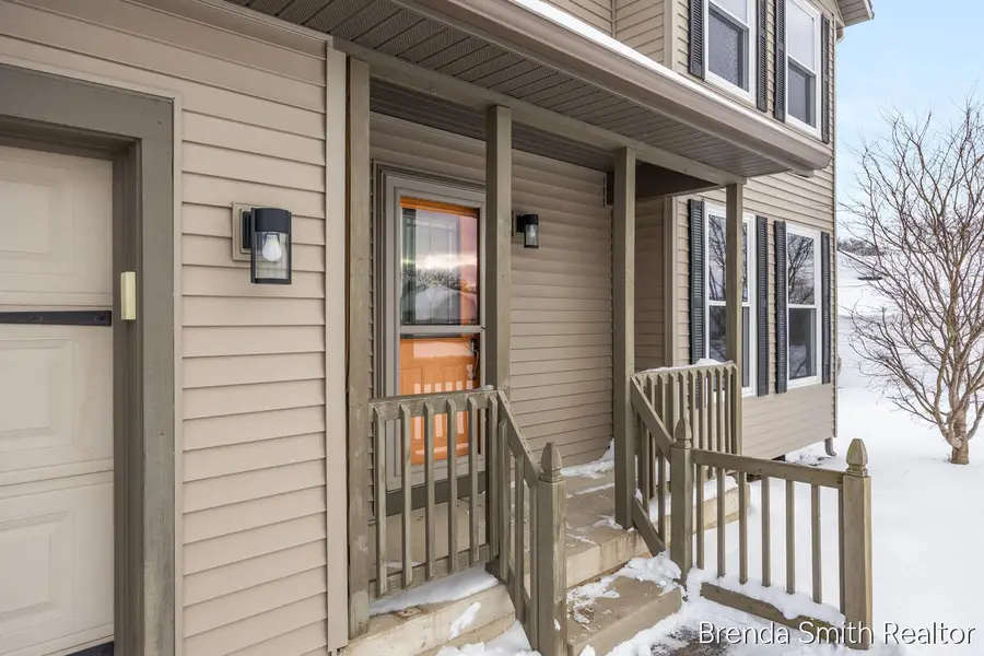 312 Lloyd Court, Middleville, MI 49333 - Image #2