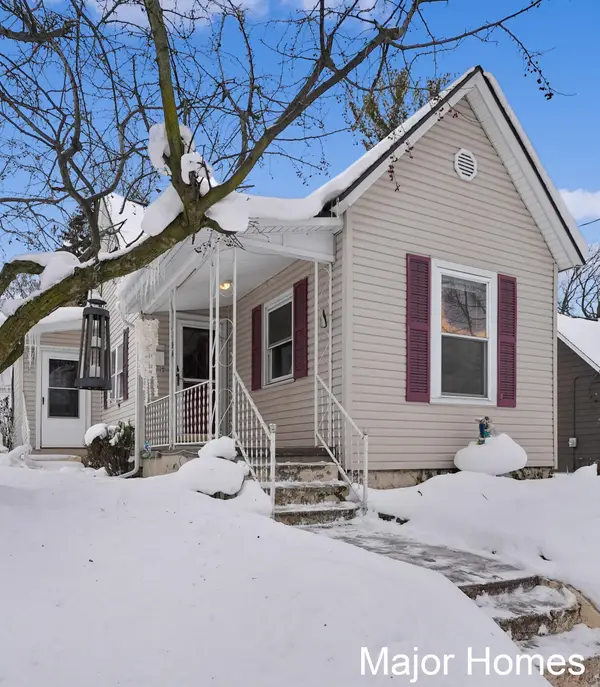 629 Harlan Avenue Ne, Grand Rapids, MI 49503