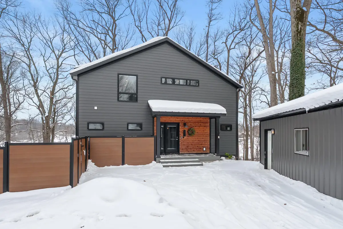 130 Singer Lake Trail, Baroda, MI 49101 - Image #1