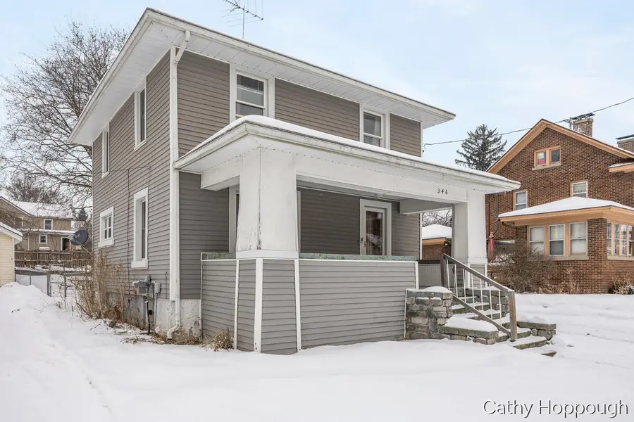 346 E Washington Street, Ionia, MI 48846 - Image #2