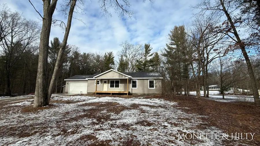 3318 E Michillinda Road, Twin Lake, MI 49457 - Image #2