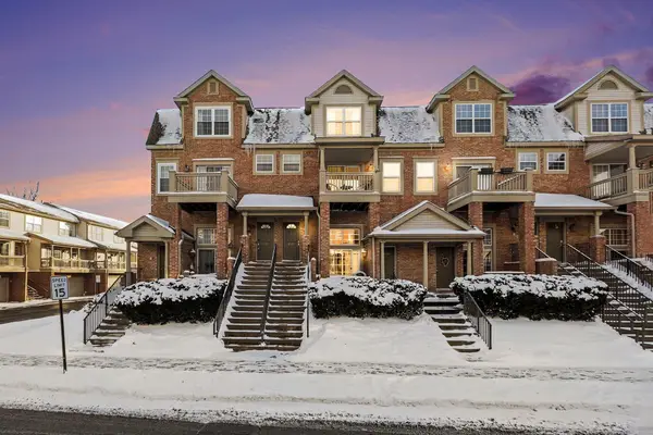 2856 Barclay Way, Ann Arbor, MI 48105