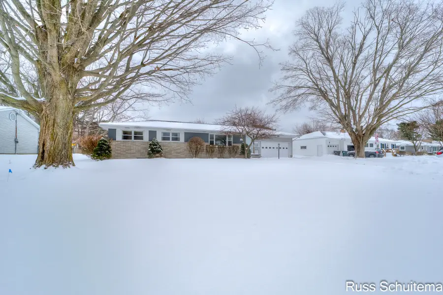 5080 Mcdowell Street, Norton Shores, MI 49441 - Image #2