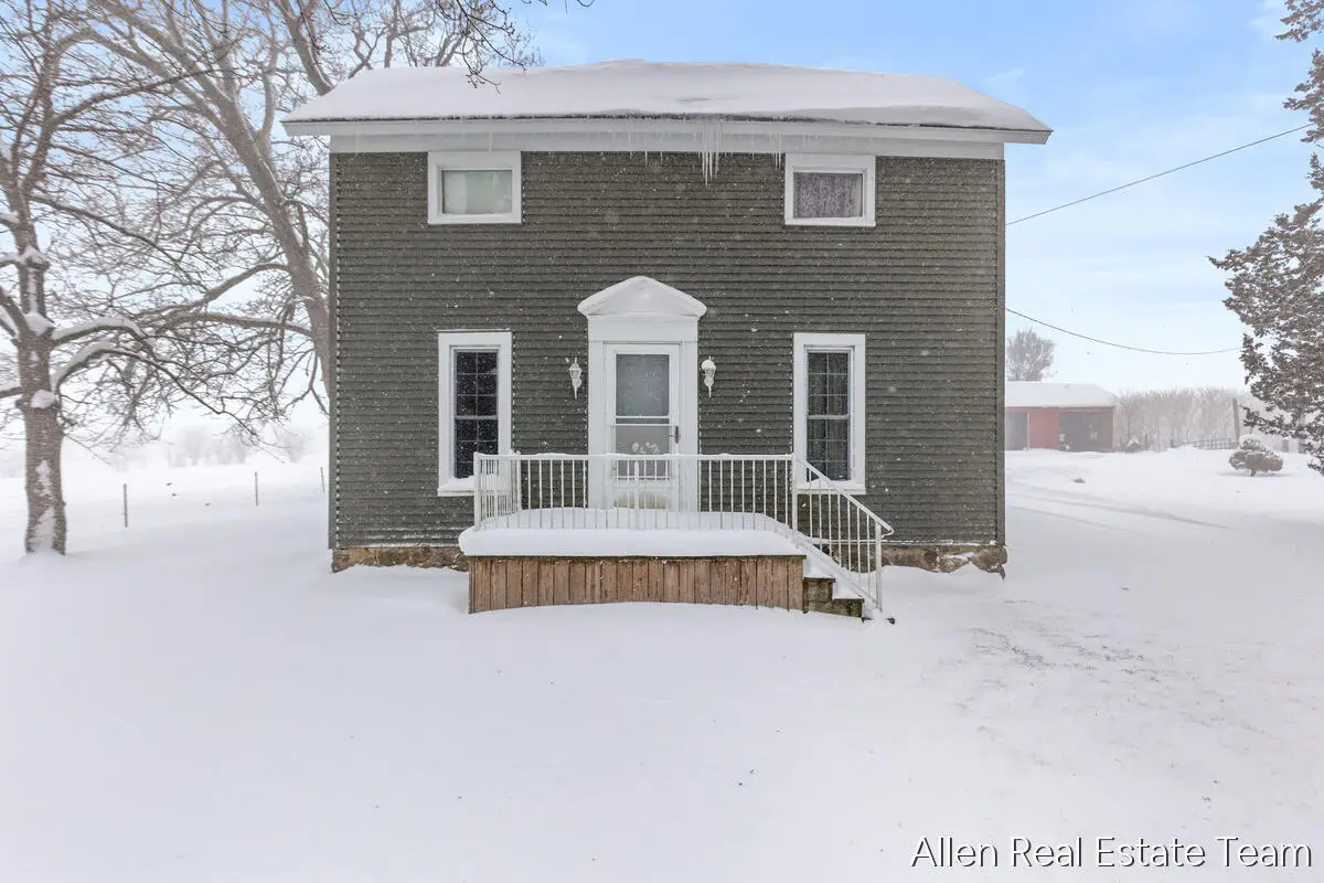 1224 102nd Avenue, Plainwell, MI 49080 - Image #1