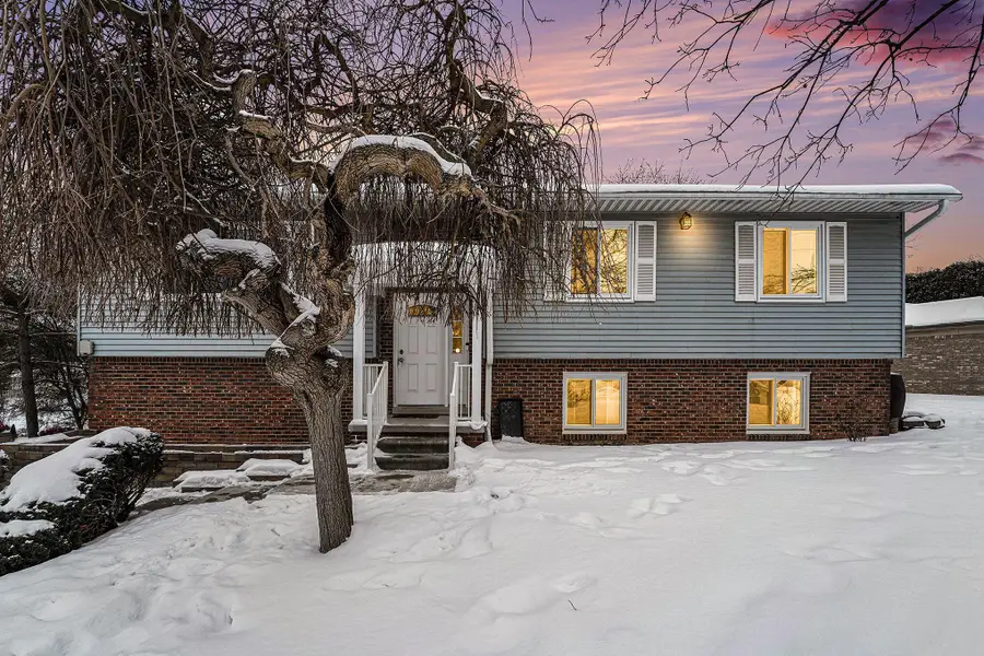 24213 Broadview Street, Farmington, MI 48336 - Image #2