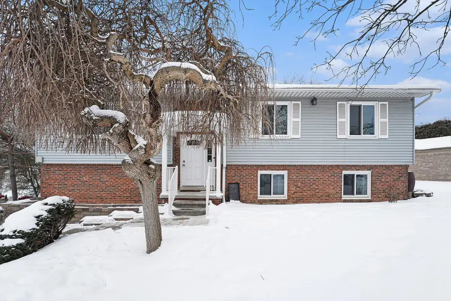 24213 Broadview Street, Farmington, MI 48336 - Image #3