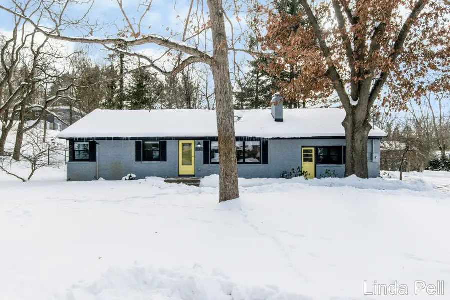 7146 Thorncrest Drive Se, Grand Rapids, MI 49546 - Image #2