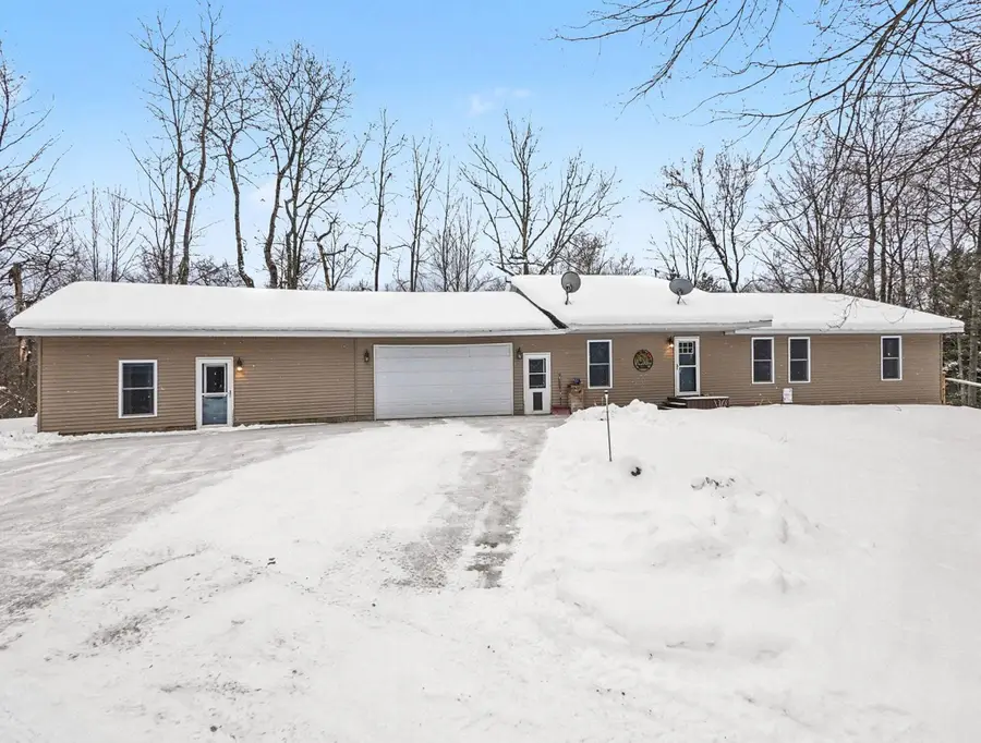 6878 N Croswell Avenue, Bitely, MI 49309 - Image #3