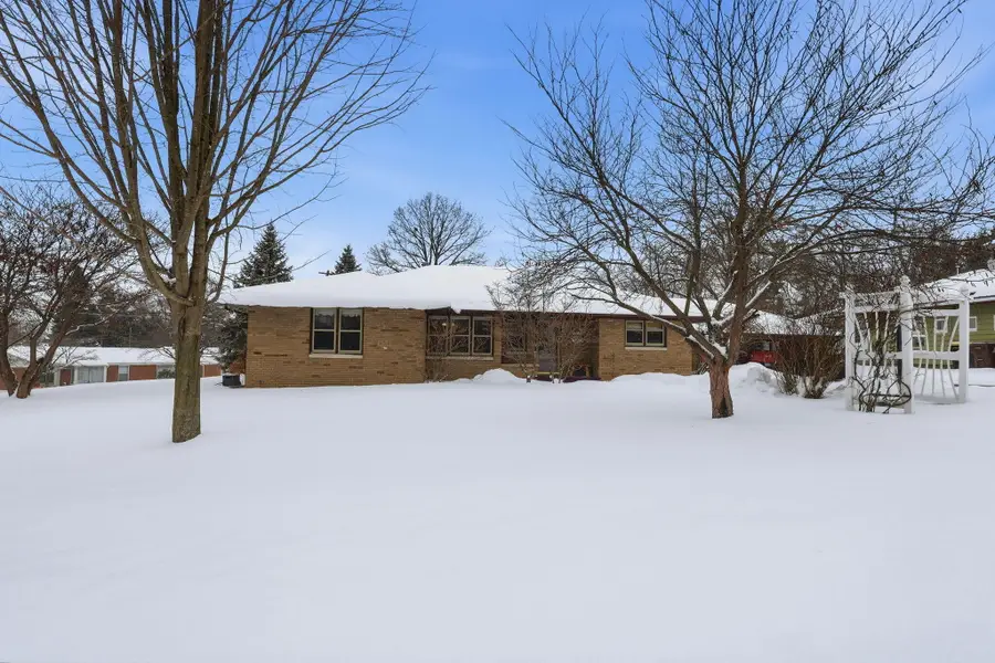 908 N Taffee Drive, Hastings, MI 49058 - Image #2