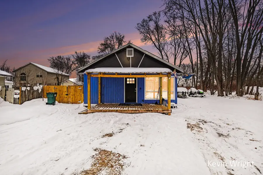 91 2nd Avenue, Norton Shores, MI 49444 - Image #2