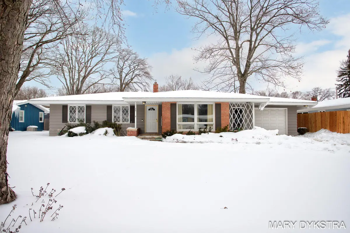 409 W Lakewood Boulevard, Holland, MI 49424 - Image #1