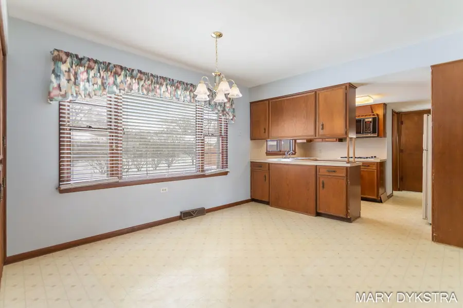 409 W Lakewood Boulevard, Holland, MI 49424 - Image #3