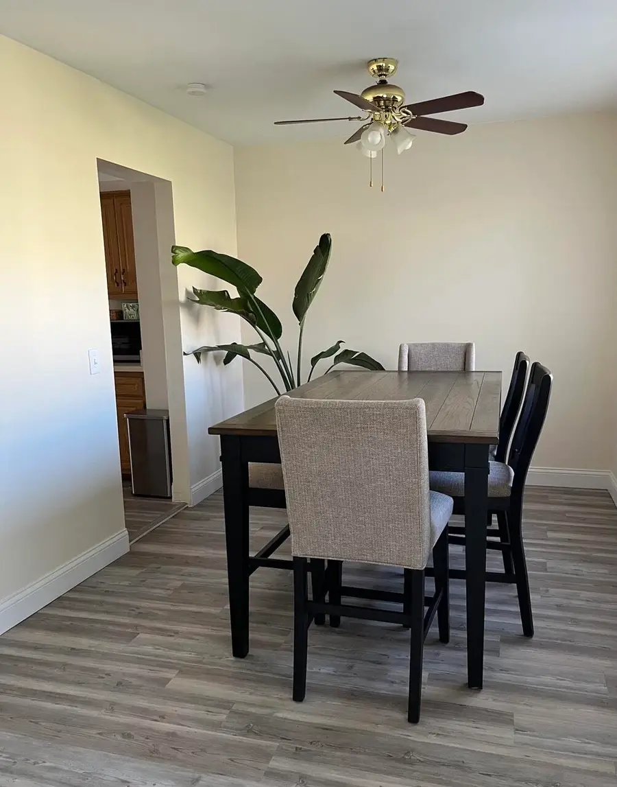 29077 Tiffany Drive W, Southfield, MI 48034 - Image #3