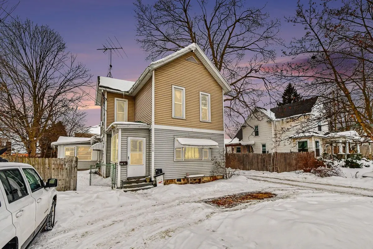 118 N Hudson Street Se, Lowell, MI 49331 - Image #1