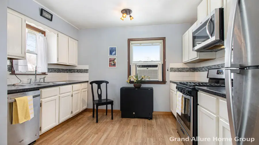 3650 Milan Avenue Sw, Wyoming, MI 49509 - Image #2