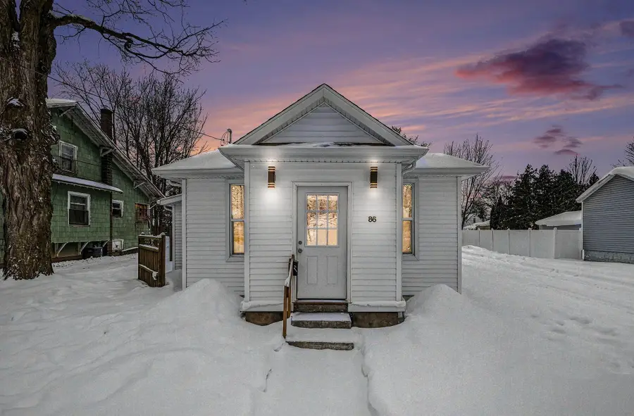 86 Nash Street, Sparta, MI 49345 - #2