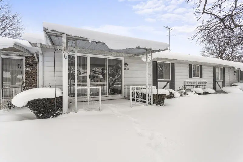5646 Leisure S Drive Se, Grand Rapids, MI 49548 - Image #2