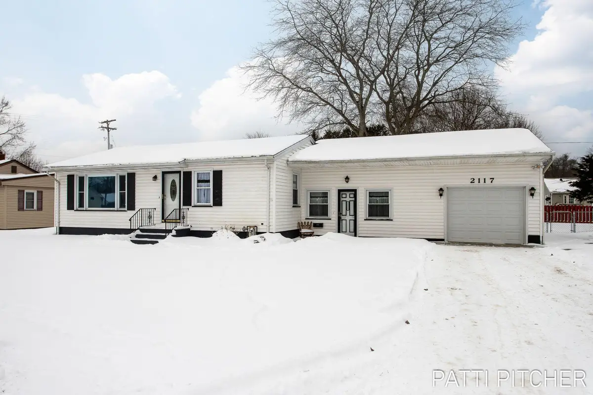 2117 Columbus Avenue, Norton Shores, MI 49441 - Image #1