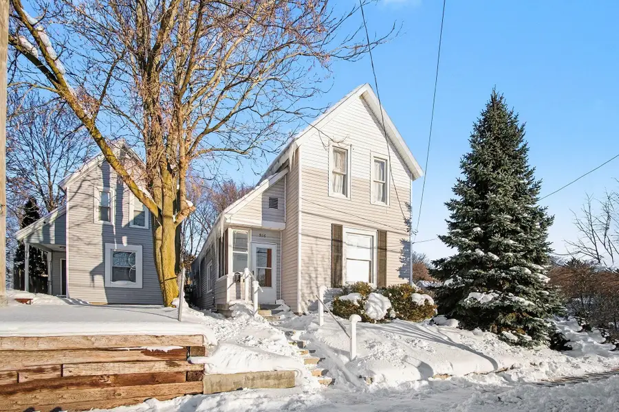916 Lafayette Avenue Ne, Grand Rapids, MI 49503 - Image #3