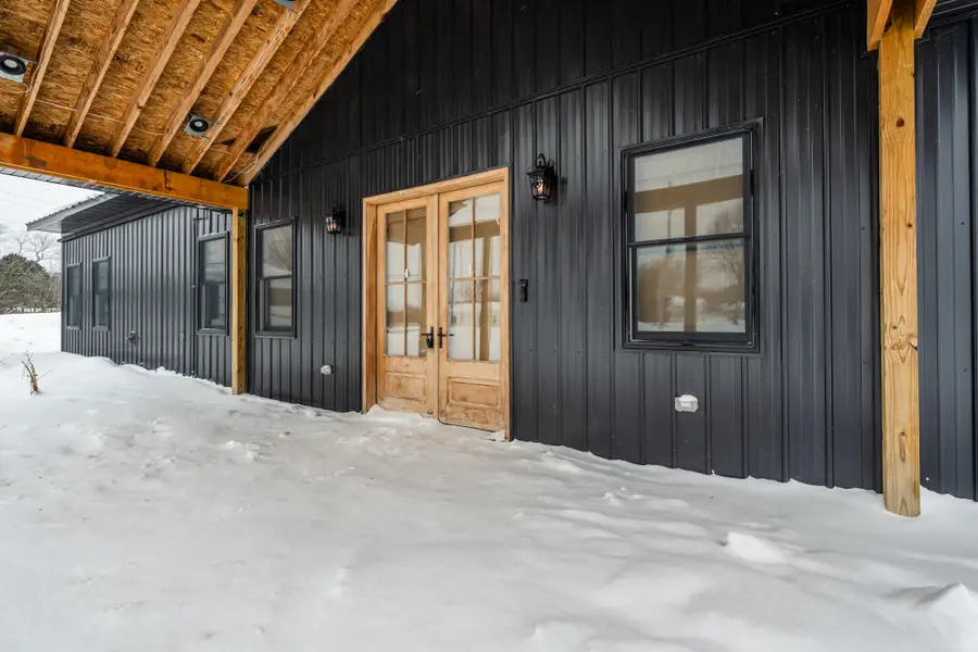 2035 Jasper Dairy Road, Saint Joseph, MI 49085 - Image #3