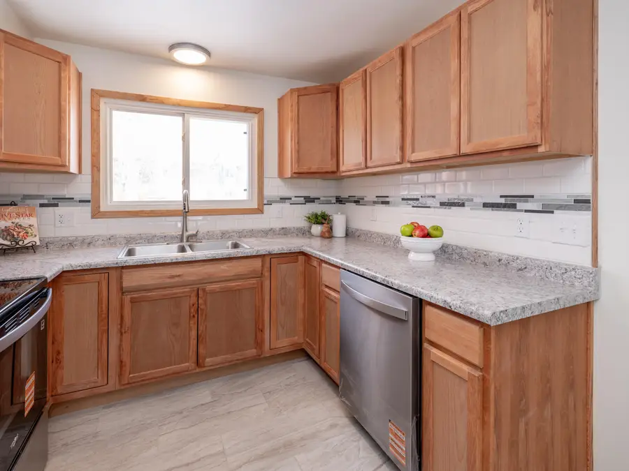 2514 Townhouse Lane, Kalamazoo, MI 49001 - Image #2