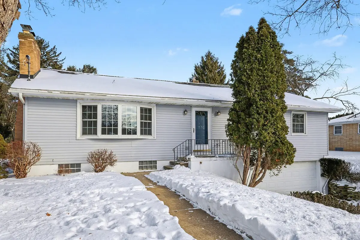 693 Leo Road, Jackson, MI 49203 - #1